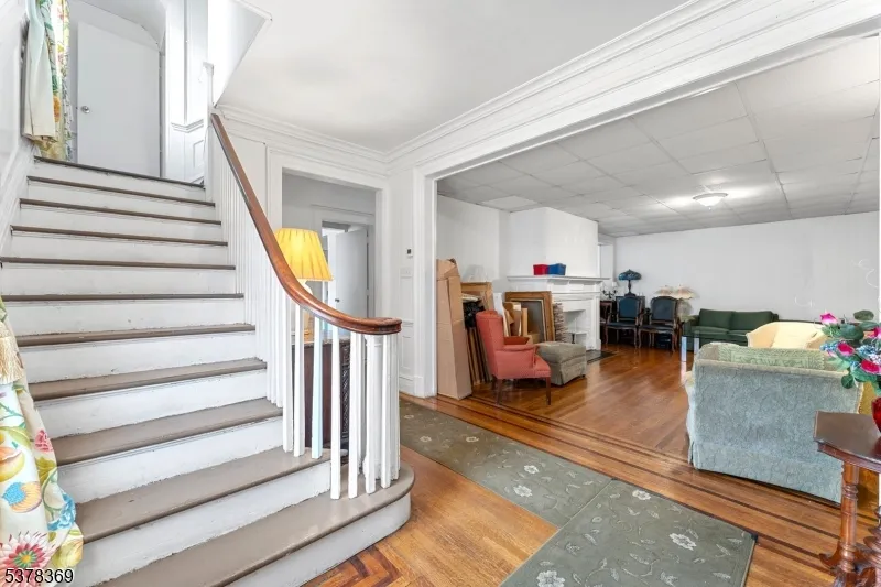78 Girard Pl Newark City, NJ 07108