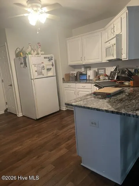 804 Hummingbird #408 Swansboro, NC 28584