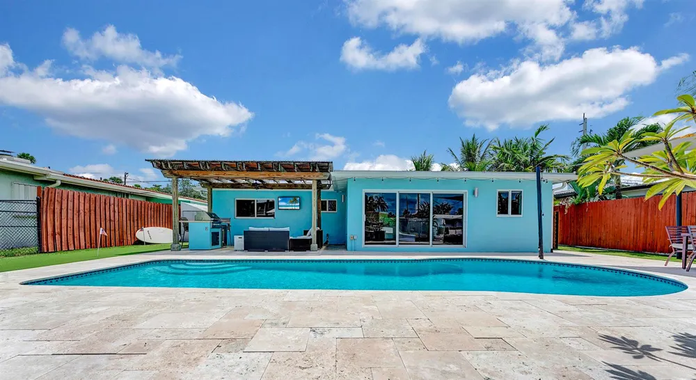 2291 SE 15th Street Pompano Beach, FL 33062