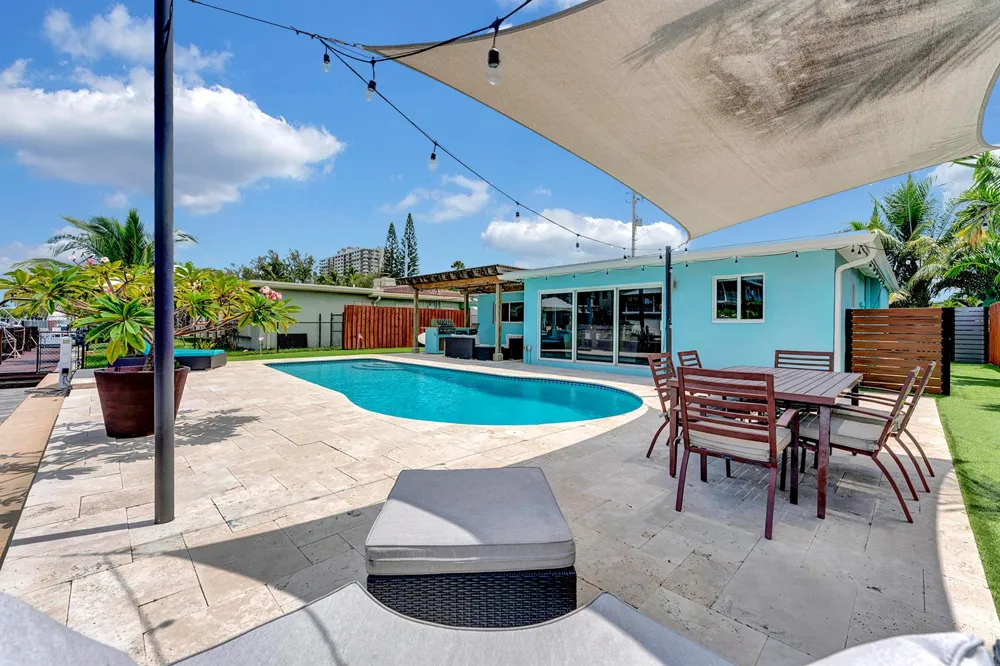 2291 SE 15th Street Pompano Beach, FL 33062