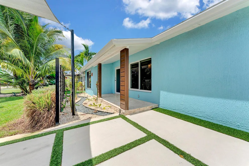 2291 SE 15th Street Pompano Beach, FL 33062