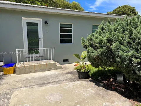 223 S J Street #2