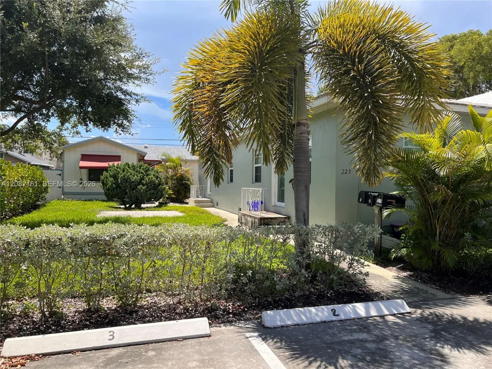 223 S J Street #2 Lake Worth, FL 33460