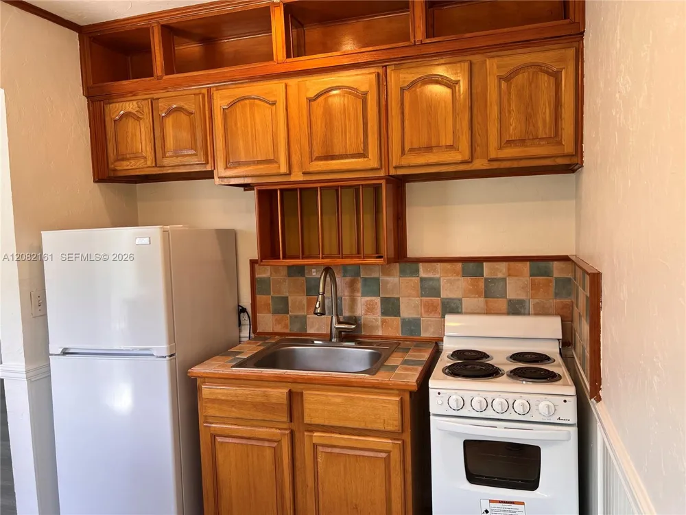 223 S J Street #2 Lake Worth, FL 33460