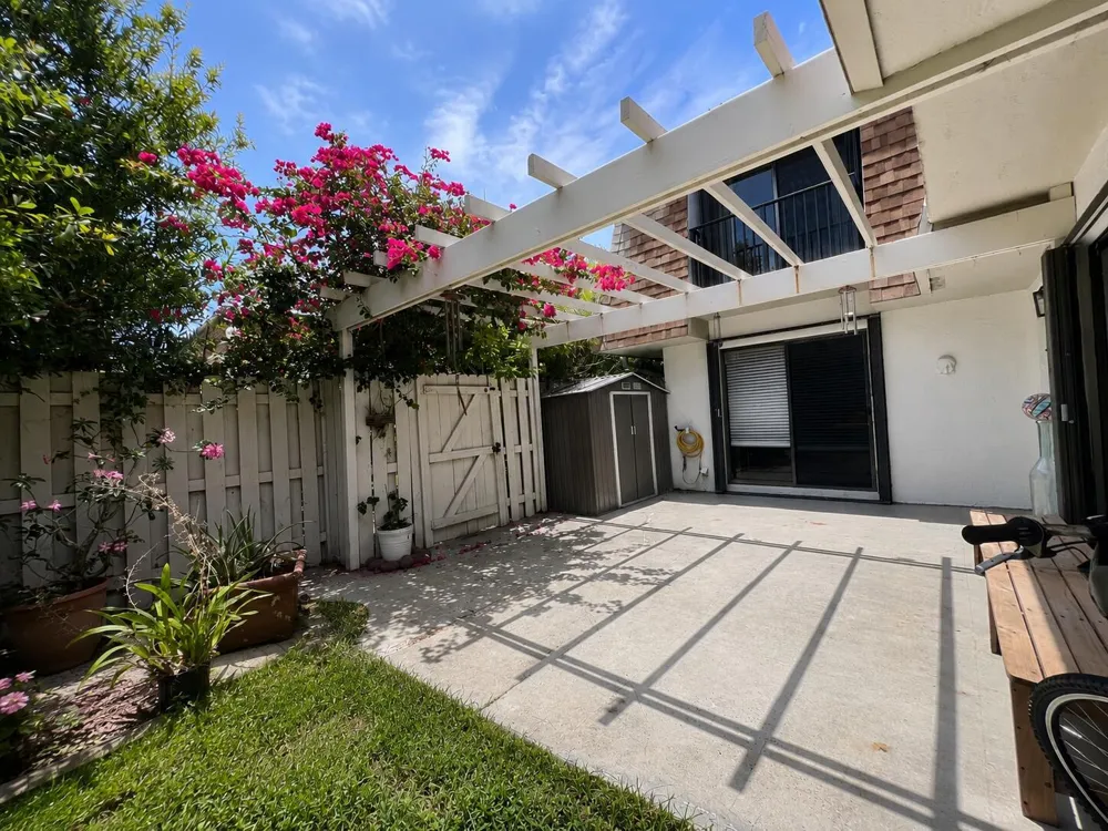 3132 SW 20TH TERRACE #12B Delray Beach, FL 33445