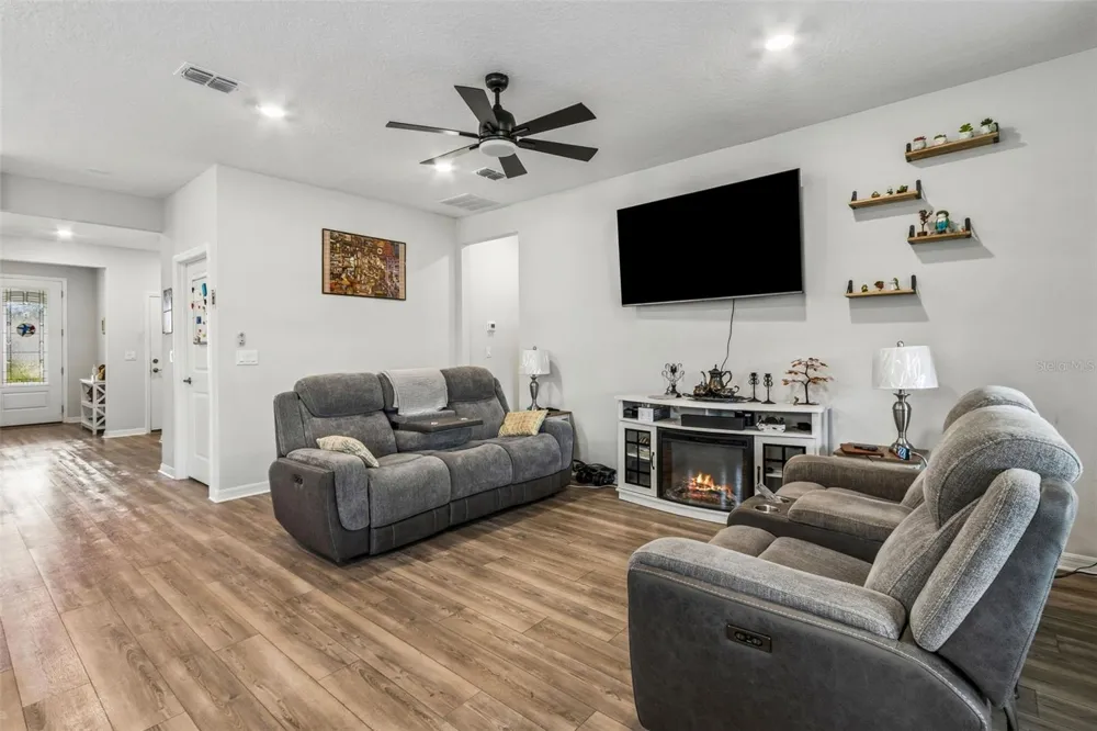 217 ETHEREAL SQUARE Yulee, FL 32097
