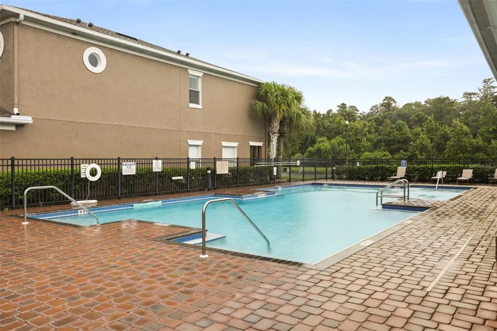 10332 MANDERLEY WAY #111 Orlando, FL 32829