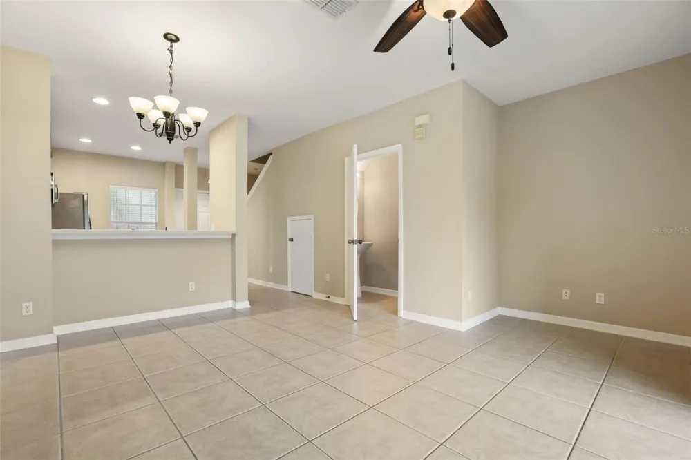 10332 MANDERLEY WAY #111 Orlando, FL 32829