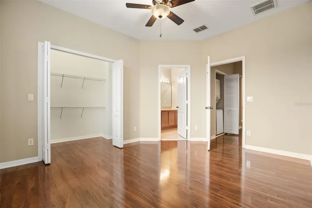 10332 MANDERLEY WAY #111 Orlando, FL 32829