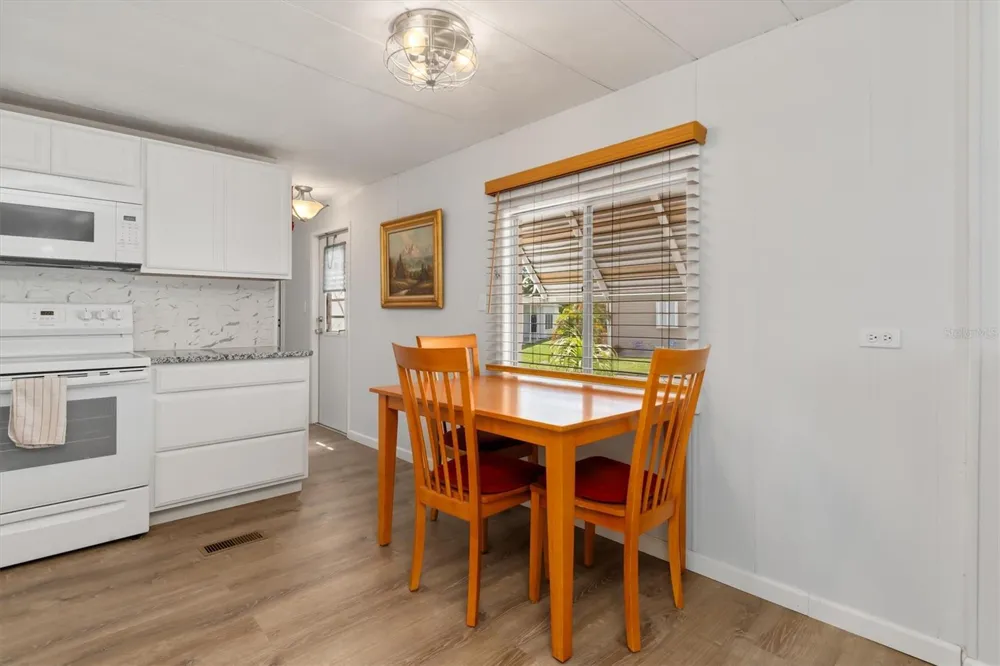 6704 HOEMI COURT North Port, FL 34287