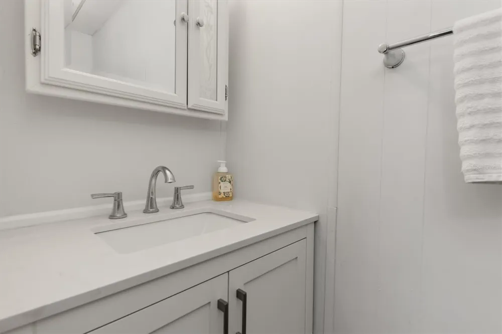 6704 HOEMI COURT North Port, FL 34287