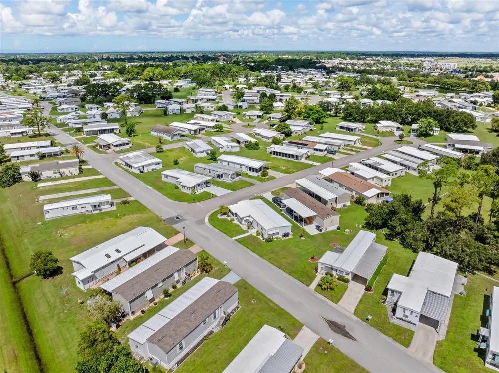 6704 HOEMI COURT North Port, FL 34287