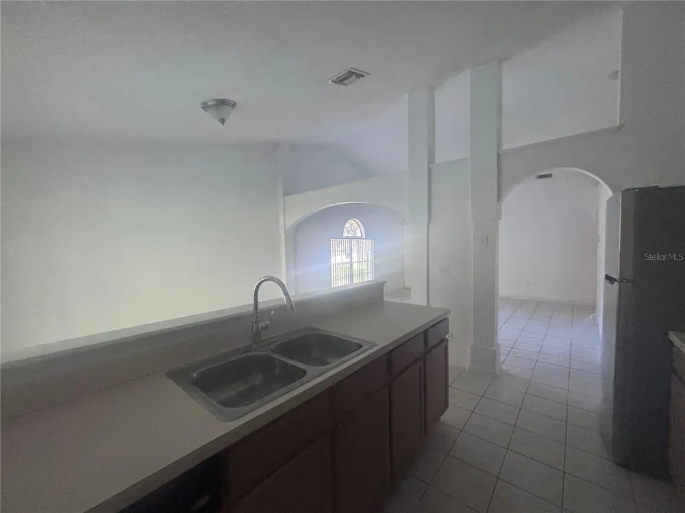 2422 PARSONS POND CIRCLE Kissimmee, FL 34743