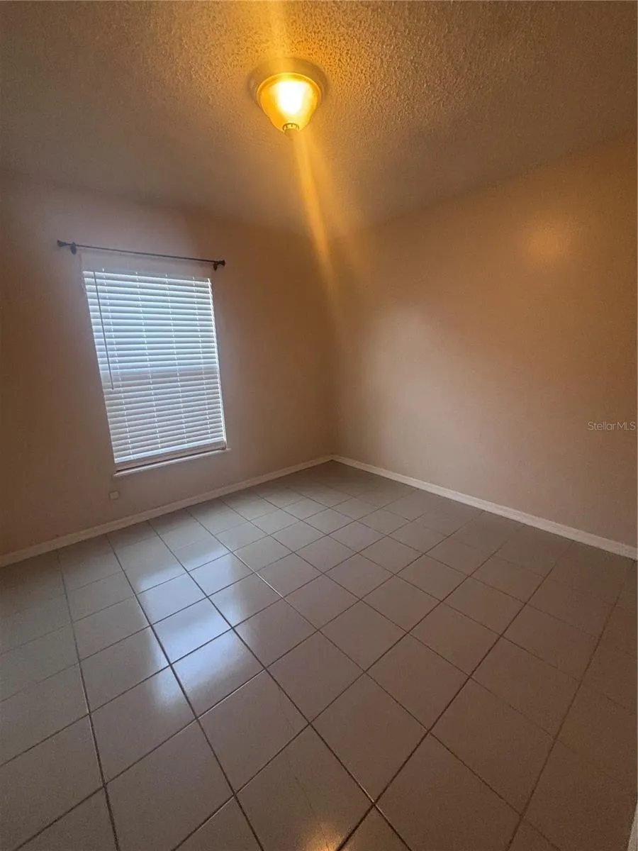 2422 PARSONS POND CIRCLE Kissimmee, FL 34743