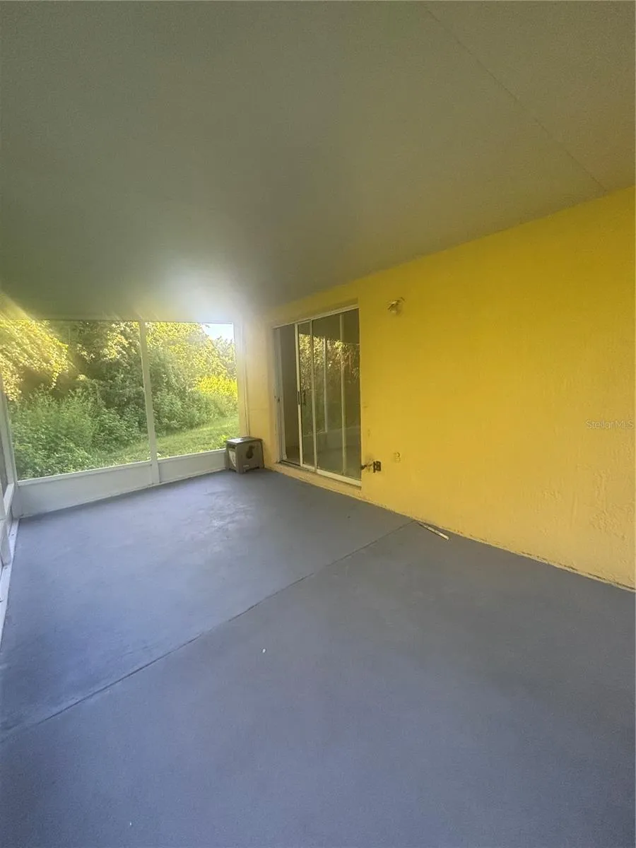 2422 PARSONS POND CIRCLE Kissimmee, FL 34743