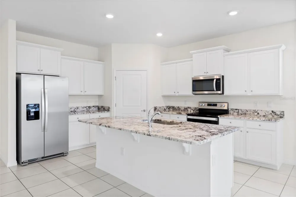 7926 PENROSE PLACE Wildwood, FL 34785