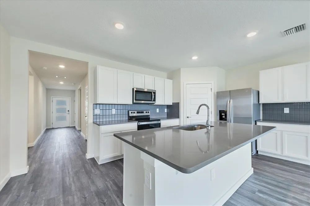 17218 BARNWOOD PLACE Lakewood Ranch, FL 34211