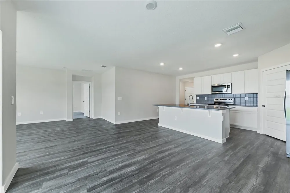 17218 BARNWOOD PLACE Lakewood Ranch, FL 34211