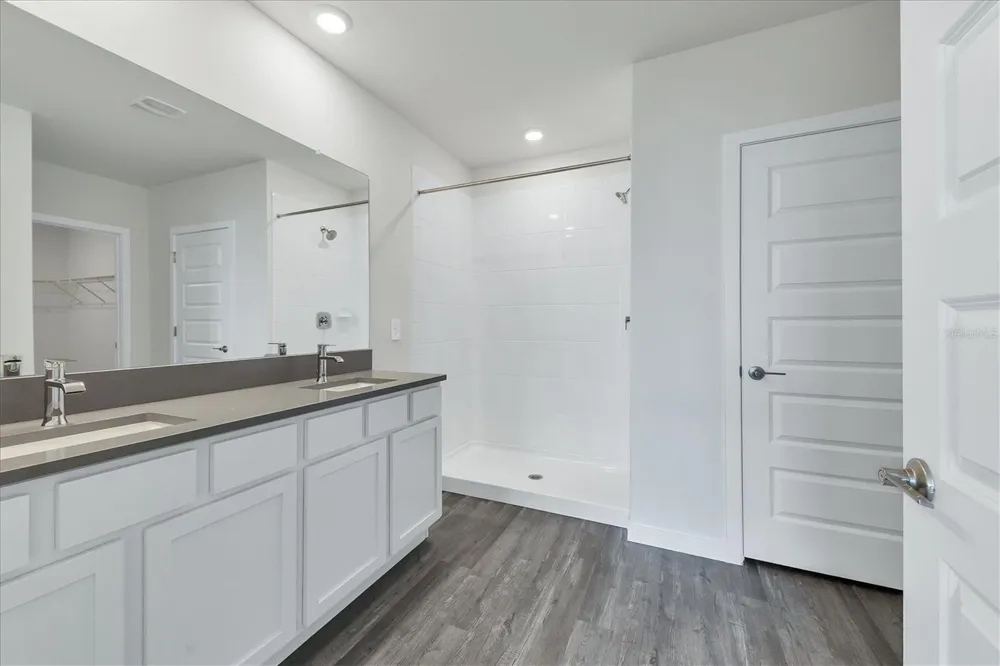 17218 BARNWOOD PLACE Lakewood Ranch, FL 34211