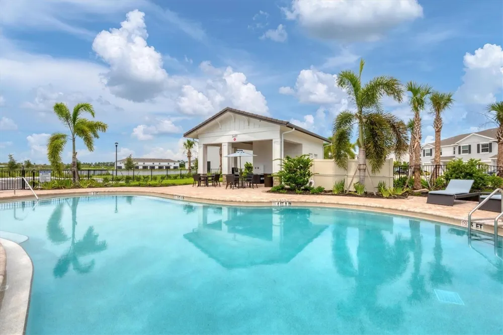17218 BARNWOOD PLACE Lakewood Ranch, FL 34211