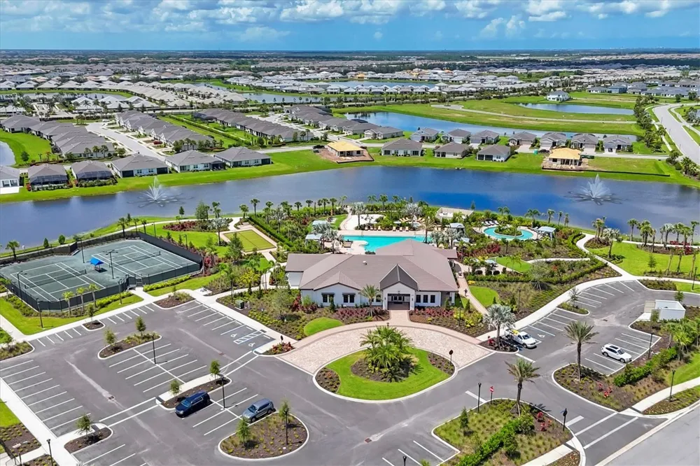 17218 BARNWOOD PLACE Lakewood Ranch, FL 34211