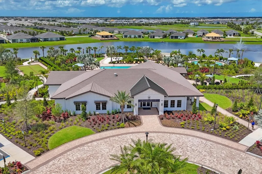 17218 BARNWOOD PLACE Lakewood Ranch, FL 34211