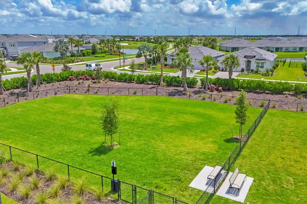 17218 BARNWOOD PLACE Lakewood Ranch, FL 34211