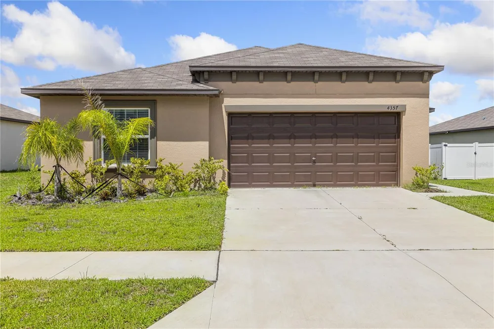 4357 FABULOUS FINCH LANE Bartow, FL 33830