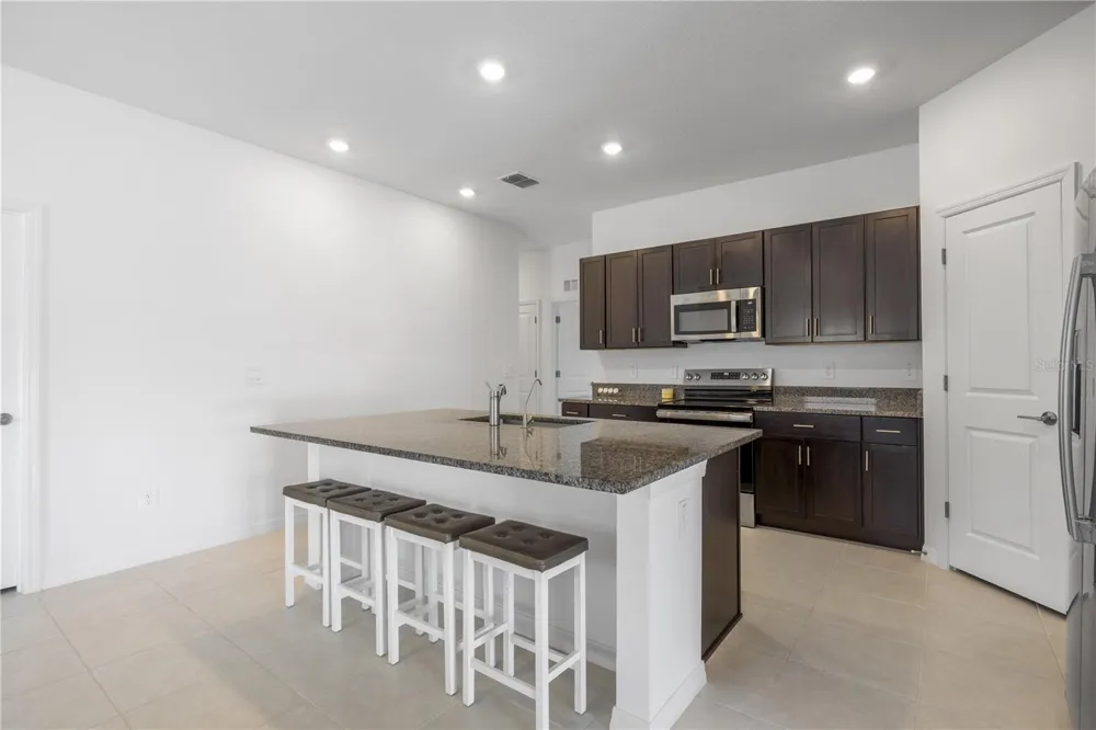 4357 FABULOUS FINCH LANE Bartow, FL 33830