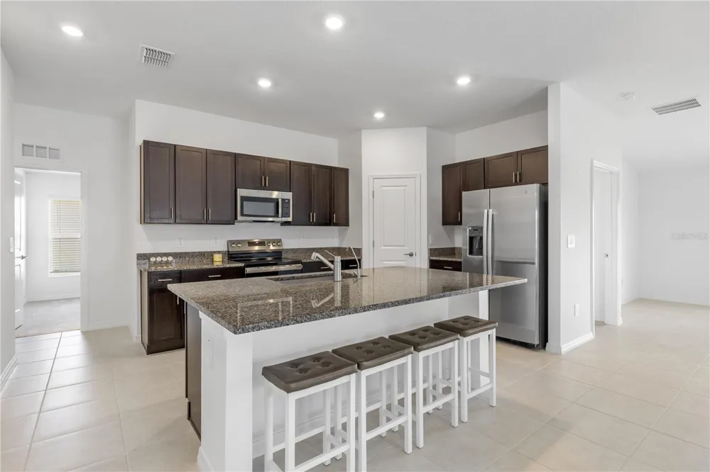 4357 FABULOUS FINCH LANE Bartow, FL 33830