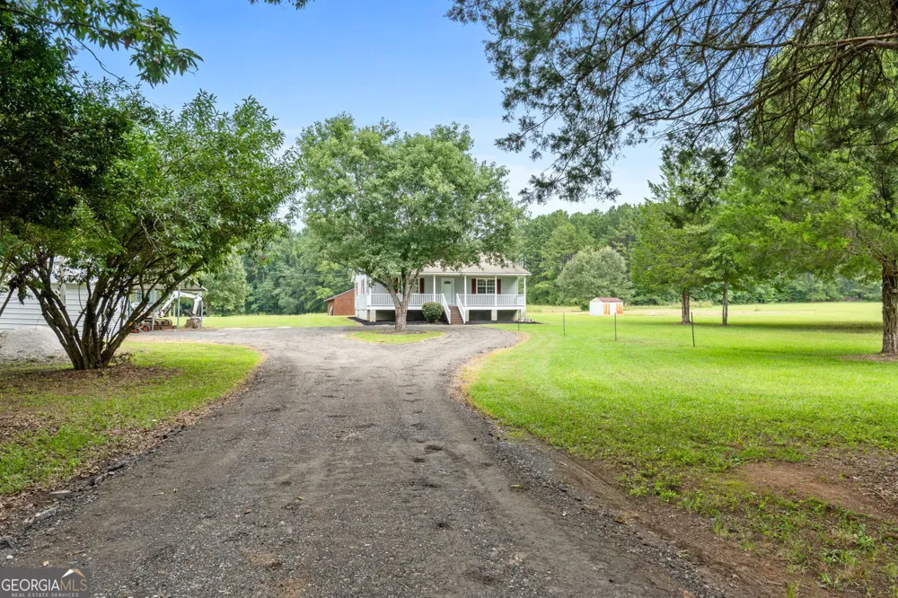 3255 Alvaton RD Gay, GA 30218