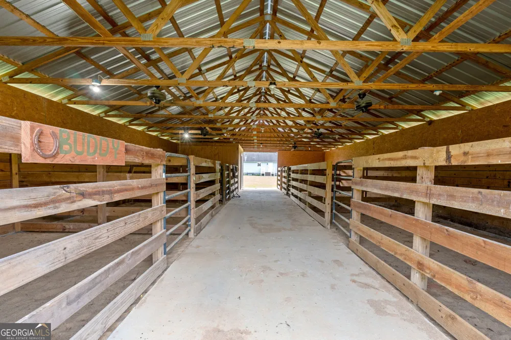 3255 Alvaton RD Gay, GA 30218