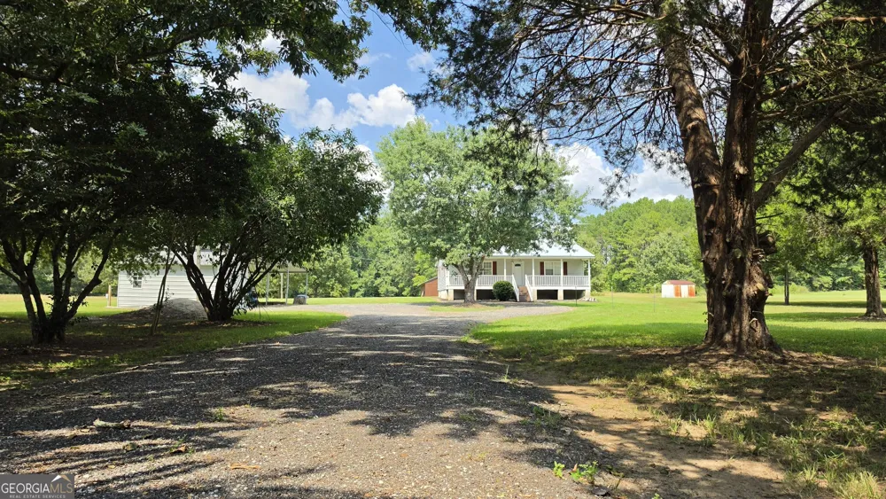 3255 Alvaton RD Gay, GA 30218