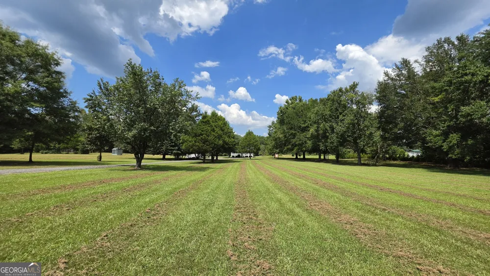 3255 Alvaton RD Gay, GA 30218