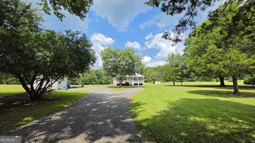 3255 Alvaton RD Gay, GA 30218