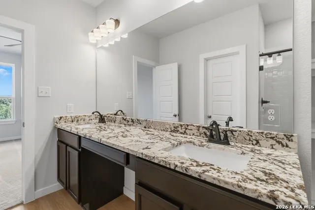 16642 Ginger Crossing Elmendorf, TX 78112