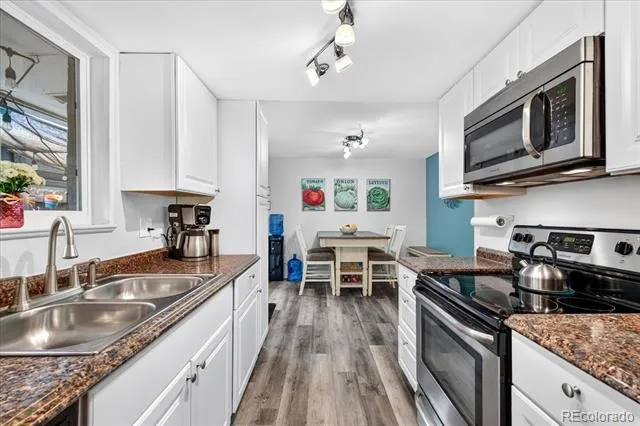 7725 W Glasgow Place Littleton, CO 80128
