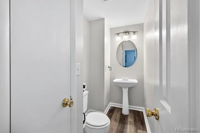 7725 W Glasgow Place Littleton, CO 80128