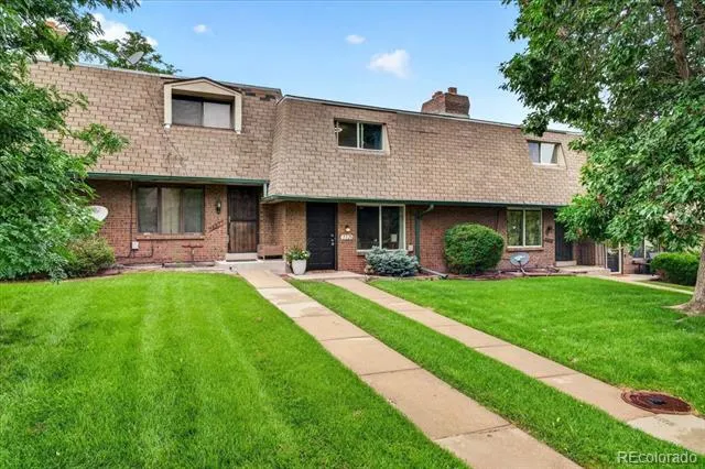 7725 W Glasgow Place Littleton, CO 80128