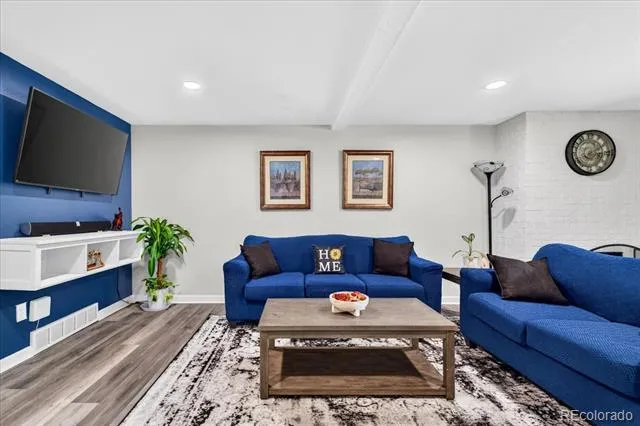 7725 W Glasgow Place Littleton, CO 80128