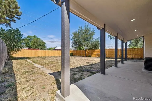 3227 Albion Street Denver, CO 80207