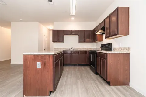 3931 Lexington Manor Court
