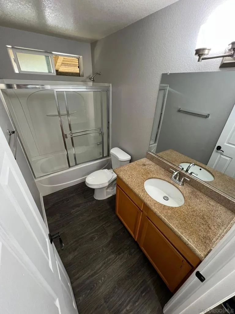 2360 Paseo De Laura #16 Oceanside, CA 92056