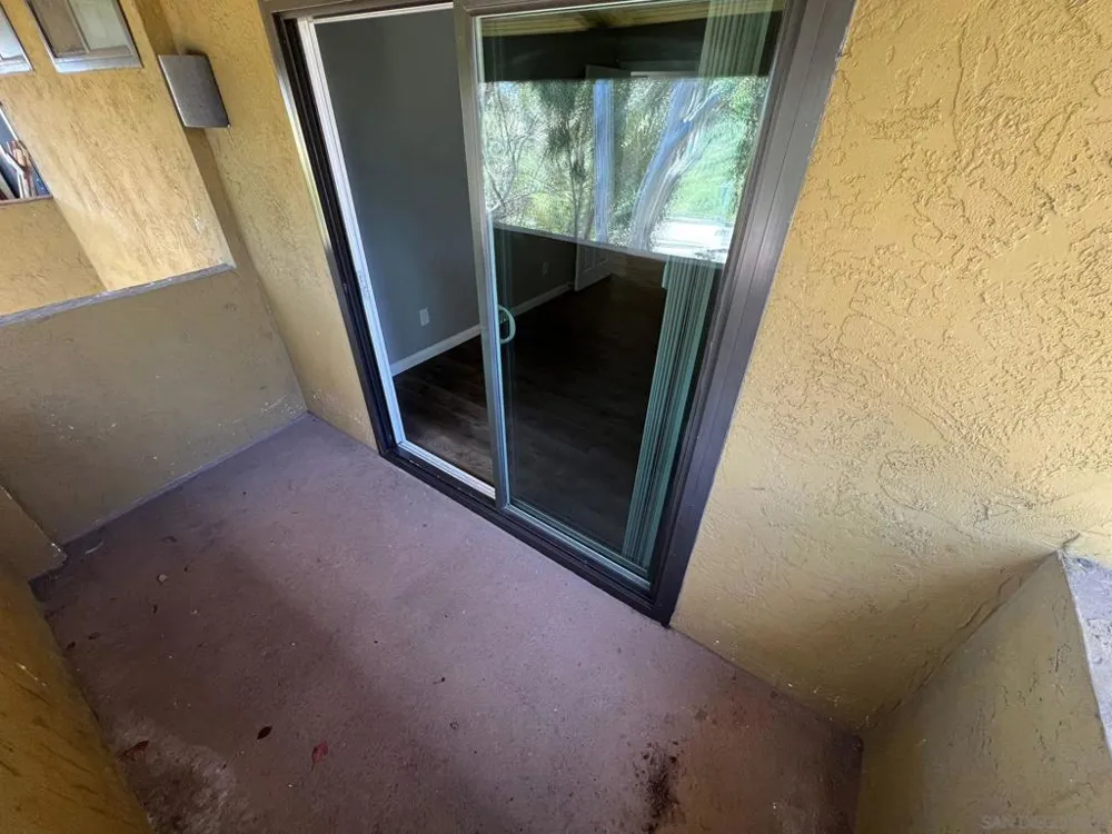 2360 Paseo De Laura #16 Oceanside, CA 92056