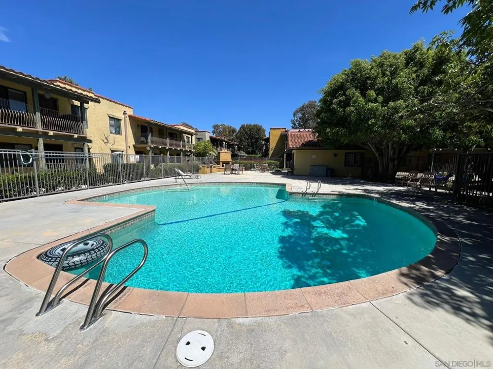 2360 Paseo De Laura #16 Oceanside, CA 92056