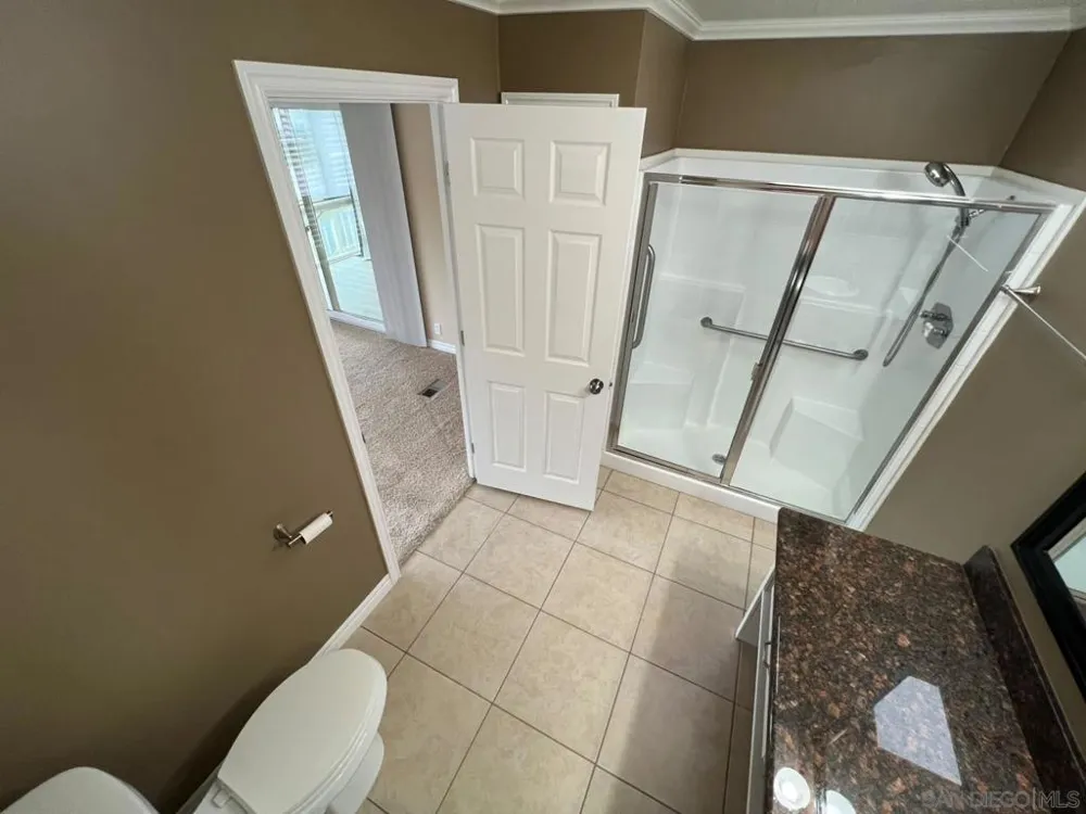 8975 Lawrence Welk #SPC 311 Escondido, CA 92026