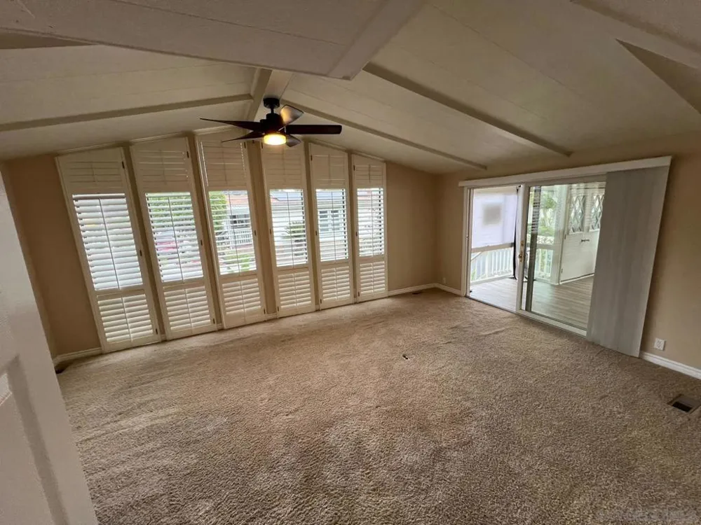 8975 Lawrence Welk #SPC 311 Escondido, CA 92026