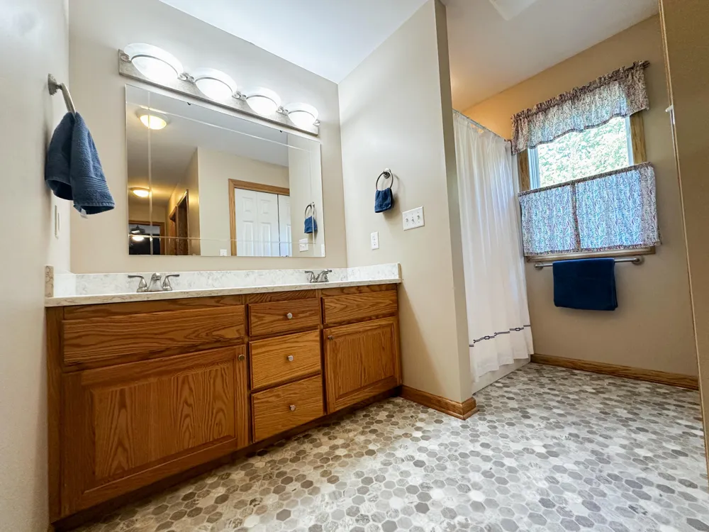 5752 Windsong Drive Delton, MI 49046