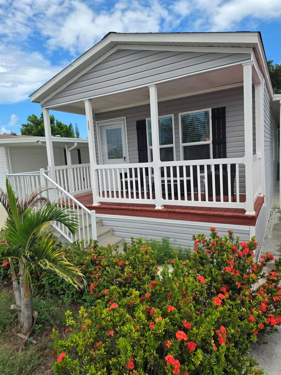 121 Sandhill Boulevard Fort Pierce, FL 34982