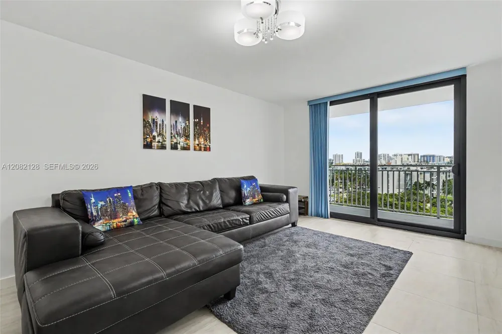 210 174th St #816 Sunny Isles Beach, FL 33160